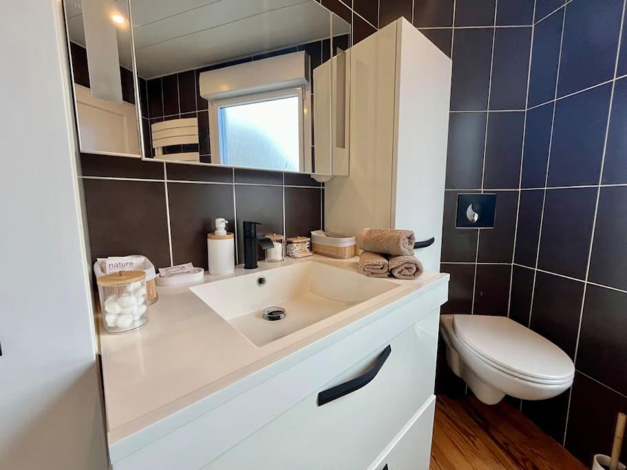 Maison Hyper Centre Ville - 4 Pers - 2 Places De Parking Gratuites 坎佩尔 外观 照片